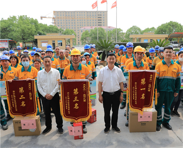 兰溪九游会j9组织拔河比赛
